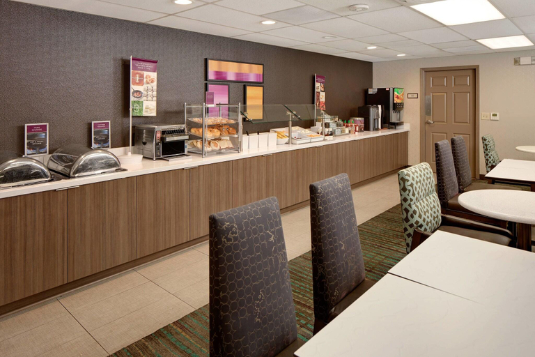 Food & Drinks 5, Residence Inn Ontario Airport, San Bernardino