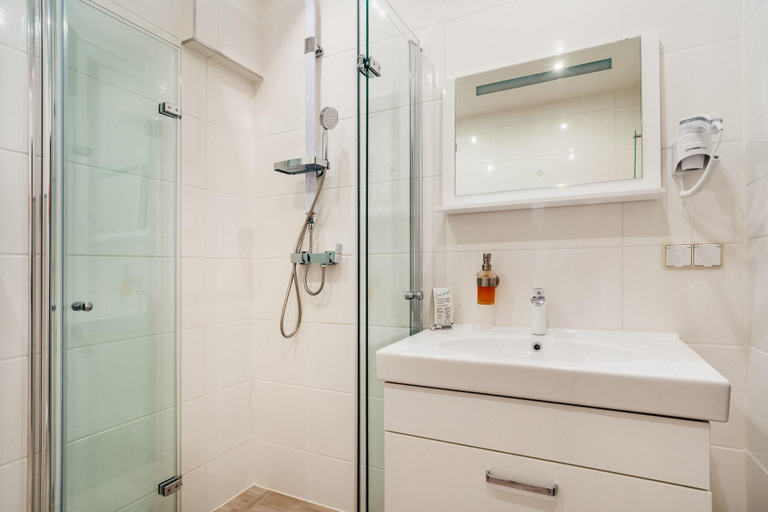 Bathroom 3, Hotel Hafermarkt, Goslar