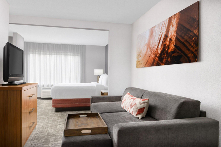 Bedroom 3, Springhill Suites by Marriott Warwick, Kent