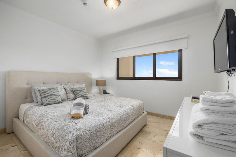 Bedroom 3, One Bedroom w Amazing Views GYM Resort Amenities