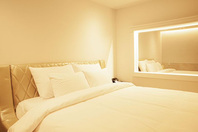 Bedroom 3, Hotel Top Castle Gwangju, Buk