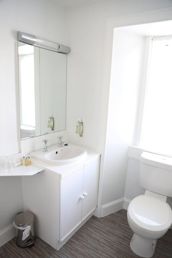 Bathroom 4, Smithfield Hotel, Orkney Islands