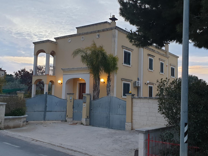 Others 5, station69 location, Brindisi