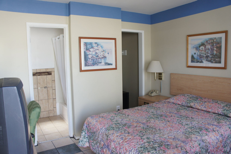 Bedroom 15