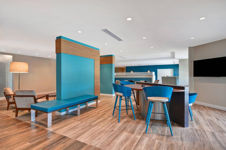 Public Area 2, TownePlace Suites by Marriott Panama City Beach Pier Park, Bay
