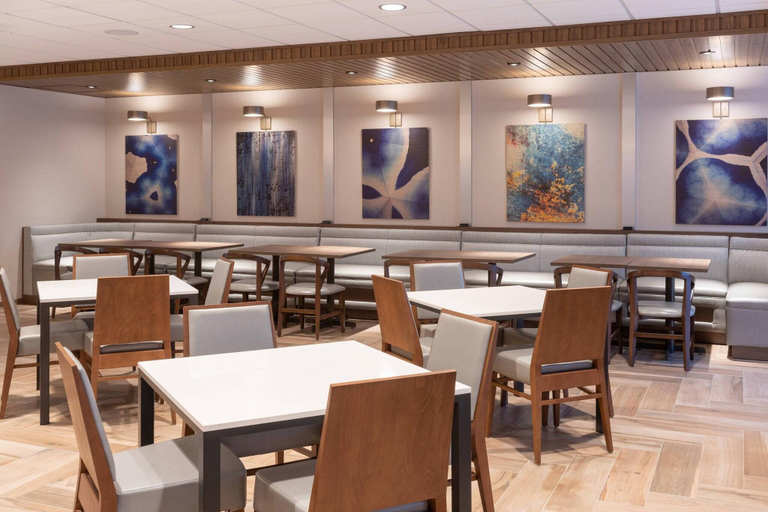 Food & Drinks 5, Fairfield Inn & Suites by Marriott Vero Beach, Indian River
