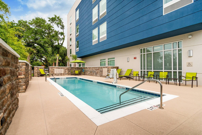 Sport & Beauty 5, SpringHill Suites by Marriott Charleston Airport &, Charleston