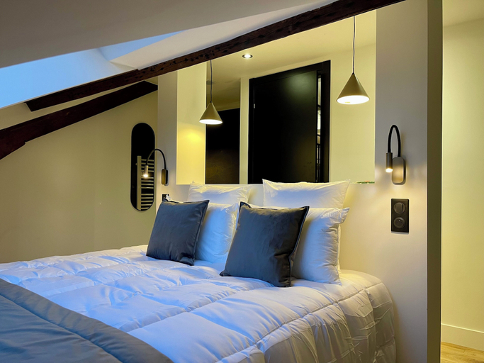 Bedroom 4, Alfred Suites, Côte-d'Or