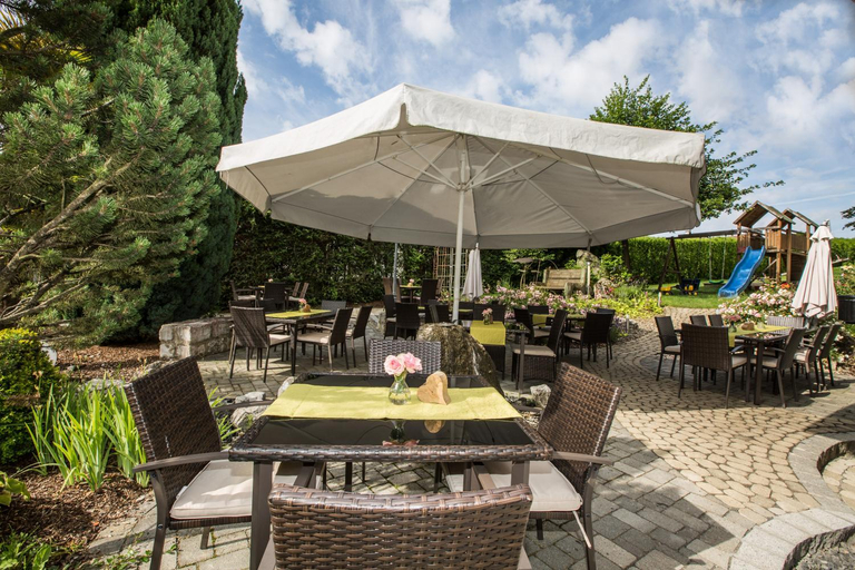 Food & Drinks 5, Hotel & Restaurant "Am Obstgarten", Bodenseekreis