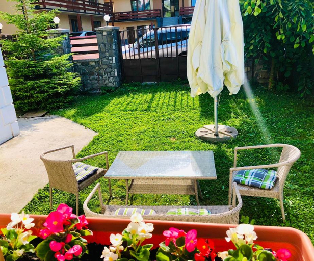 Public Area 3, Pensiunea Kalinder, Busteni