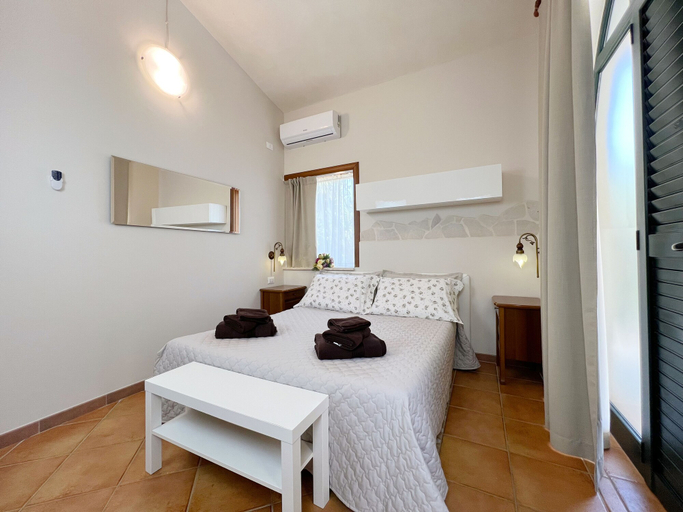 Bedroom 4, La Maison One B&B, Brindisi
