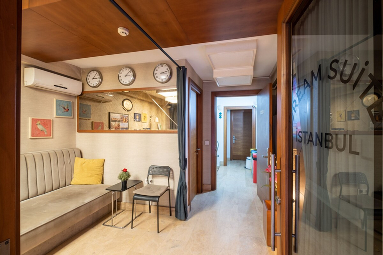 Others, Dream Suite Istanbul, Basaksehir