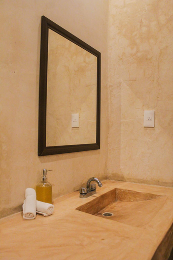 Bathroom 3, Hotel Nojoch Nah, Valladolid
