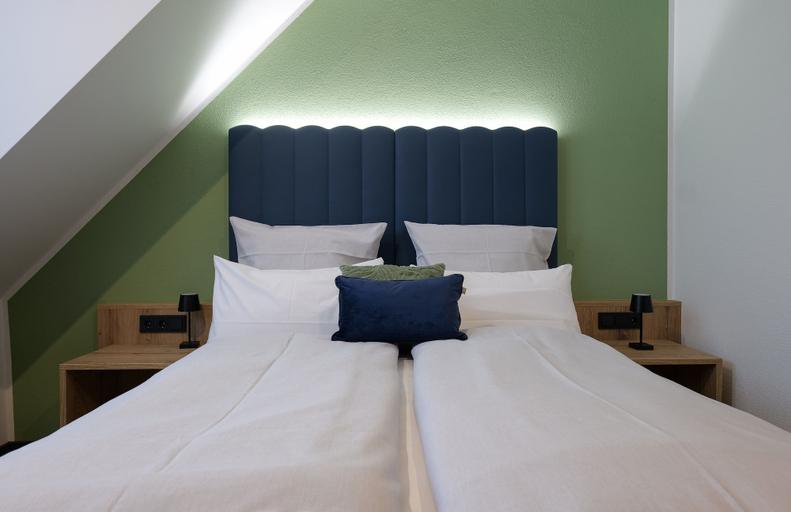 Bedroom 2, Reos Hotel Isny, Ravensburg