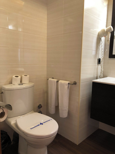 Bathroom 4, Hotel Solineu, Girona