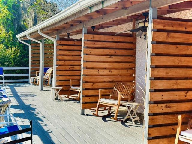 4, Darien Dockside Inn, McIntosh