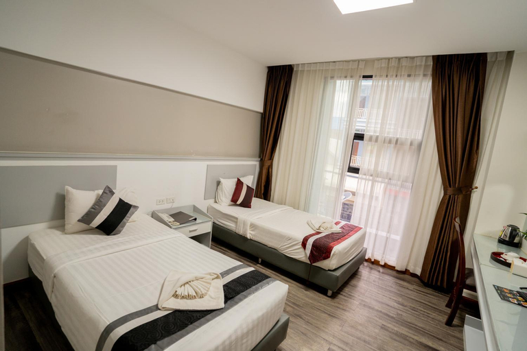 Bedroom 6