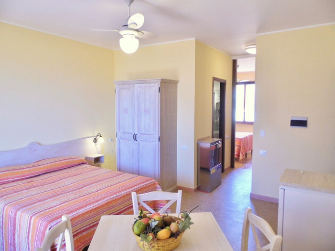 Living area 4, Residence con piscina a La Maddalena, Olbia-Tempio