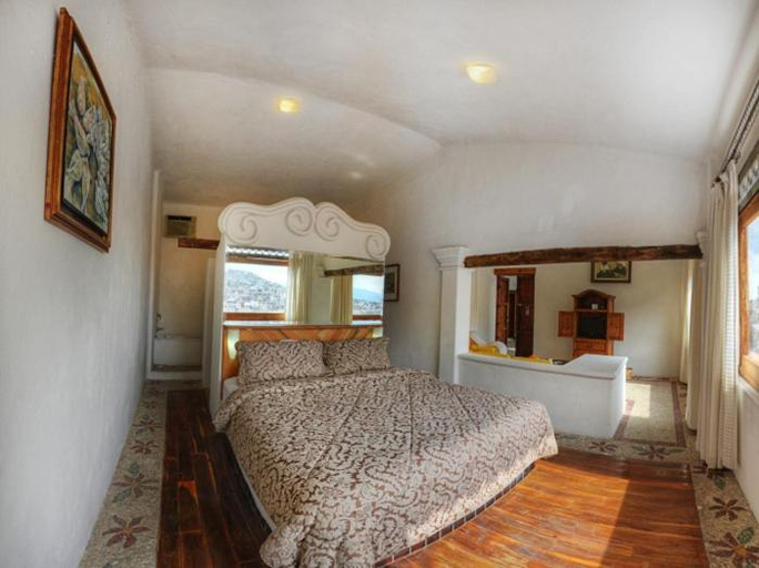Bedroom 2, Posada de la Mision, Tetipac