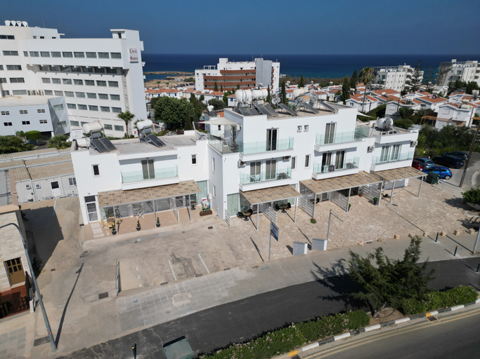 Exterior & Views 2, Proteas Mare Suites