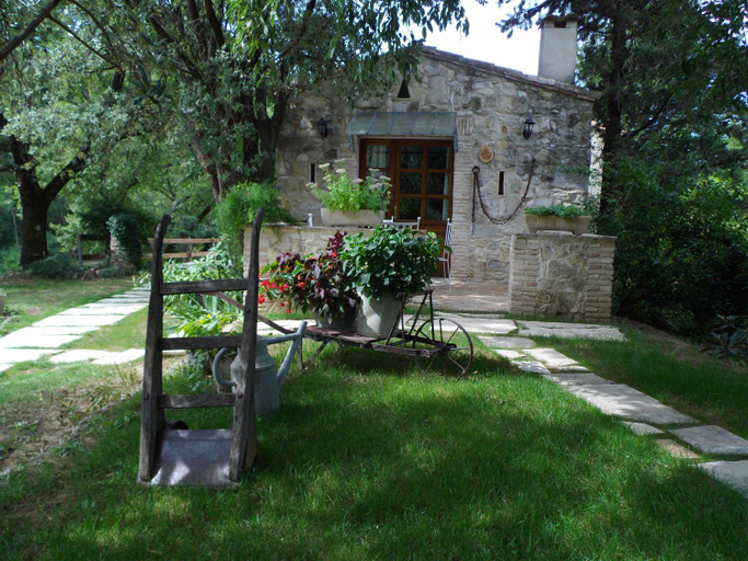 Exterior & Views 1, La Magnanerie d'Hotes ,le jardin secret, Gard