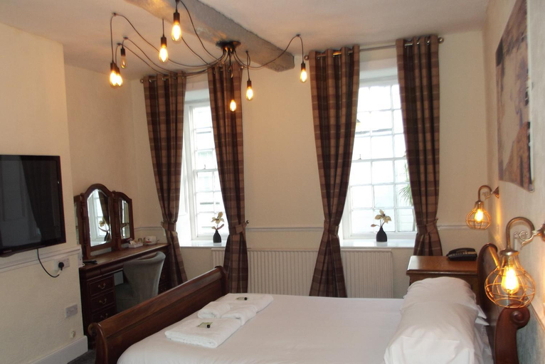 Bedroom 2, The Liverpool Arms Hotel, Anglesey