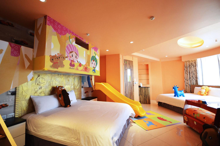 Bedroom 16