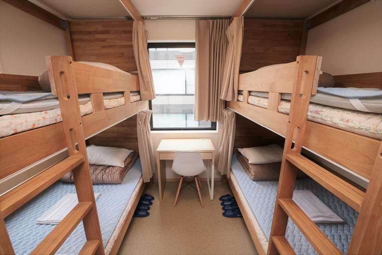 Bedroom 2, Tokyo Ueno Youth Hostel, Taitō