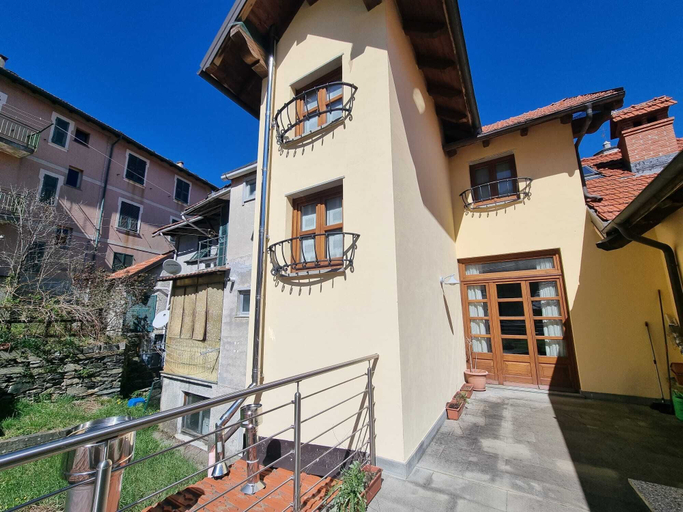 Exterior & Views, La Civetta Bianca, Savona