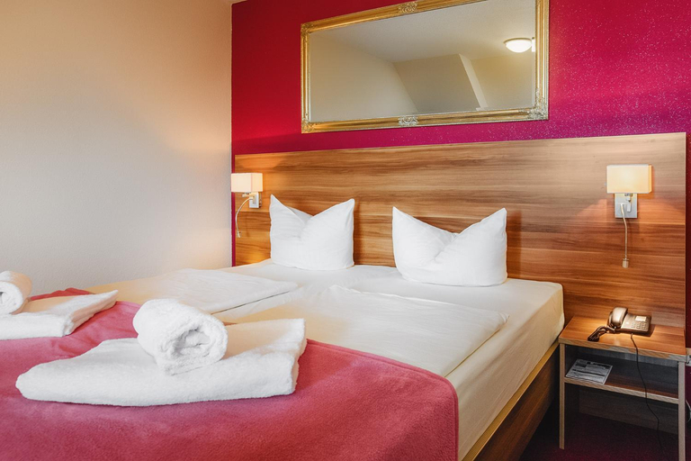 Bedroom 3, Hotel Mira Mare, Ostholstein