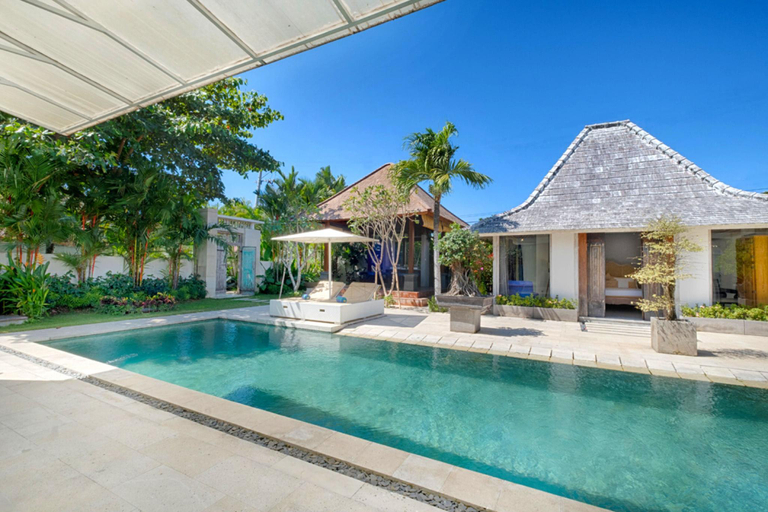 Sport & Beauty 2, Luxury 3 BR Pool Villa Putih 2 at canggu #ZN, Badung