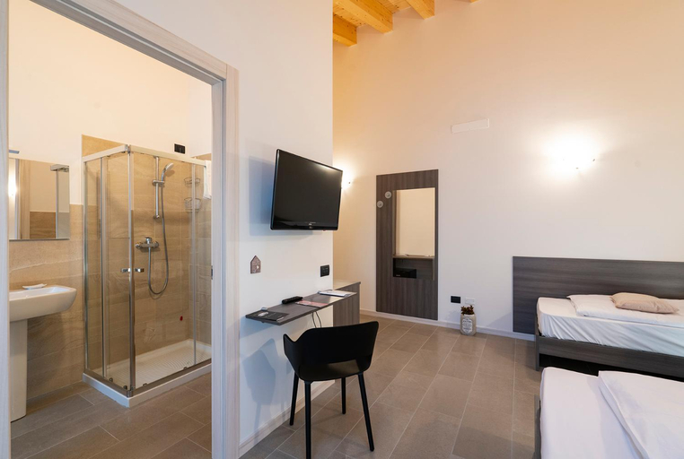 Others 3, B&B Terrebianche, Verona