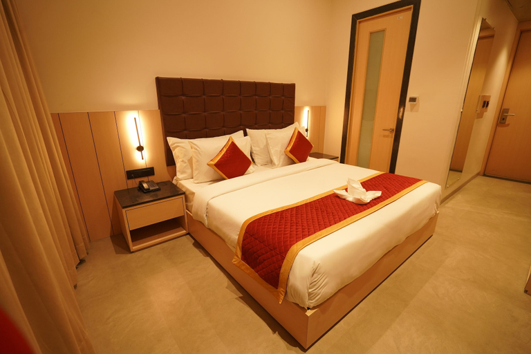 Bedroom 3, CROWN PARK LUXURY HOTEL, Bhilwara