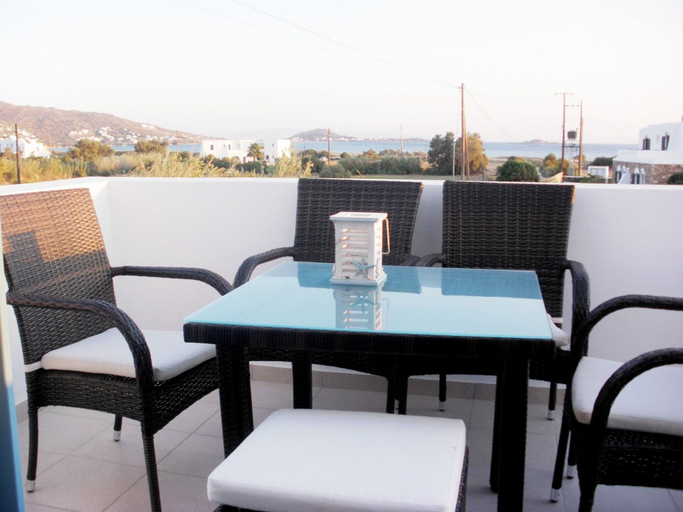 Food & Drinks 5, Blue Harmony Apartments, South Aegean