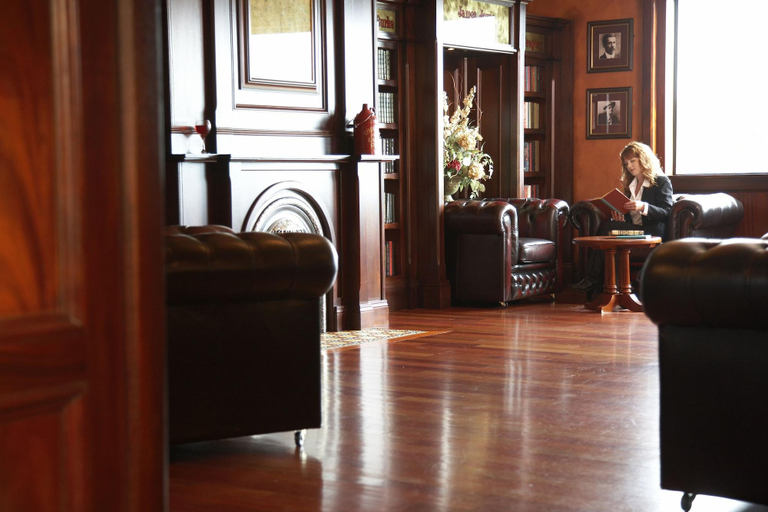 Public Area 2, The Irish Cottage Boutique, Jo Daviess