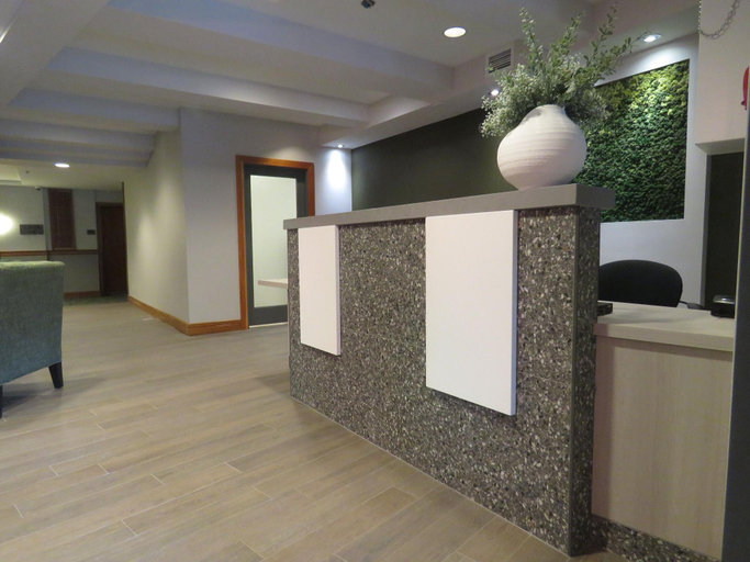 Public Area 2, Fairways Hotel on the Mountain, Capital