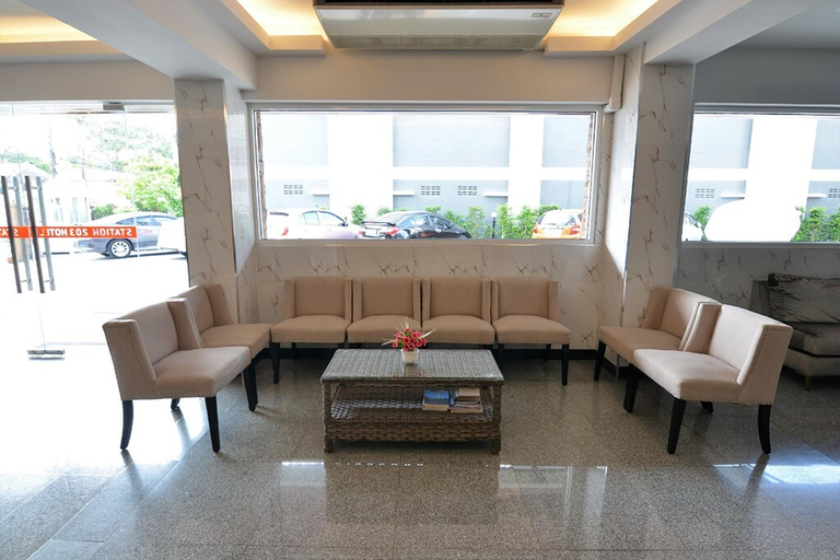 Public Area, Station 203 Hotel, Min Buri