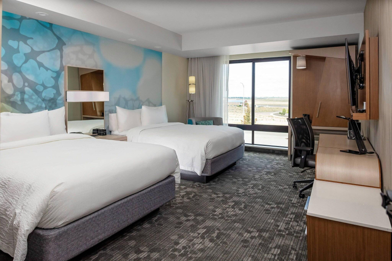 Bedroom 3, Courtyard by Marriott Pasco Tri-Cities Airport, Franklin