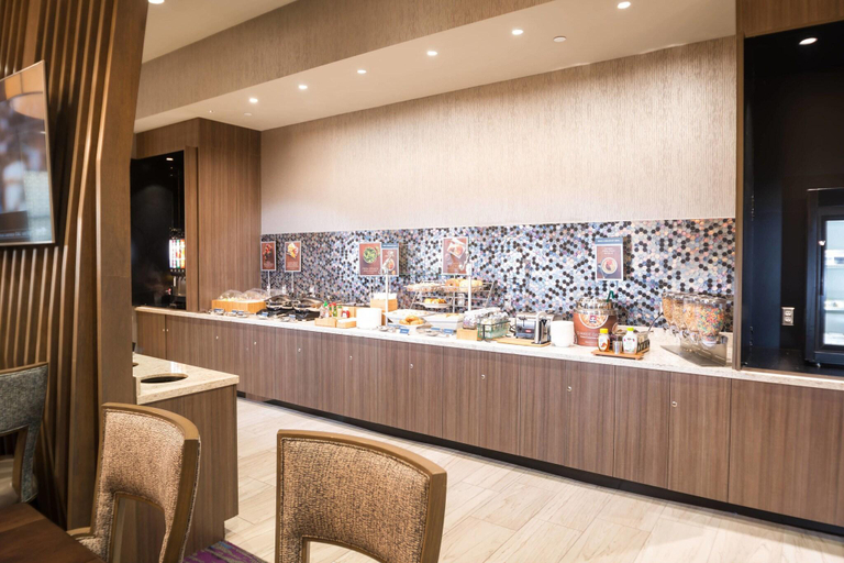 Food & Drinks 5, Springhill Suites Fayetteville Fort Bragg, Cumberland