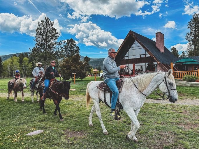 Others 5, Red Canyon Lodge, Daggett