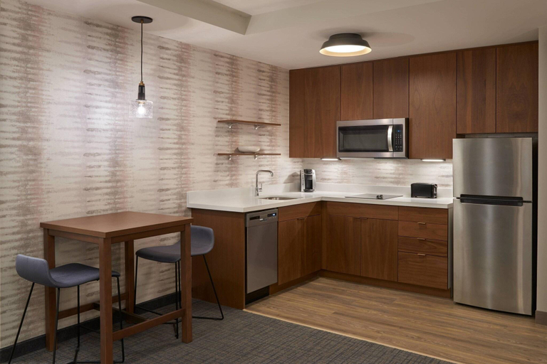 Bedroom 3, Residence Inn by Marriott Toronto Mississauga Southwest, Peel