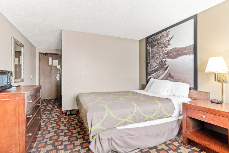Bedroom 5, StayInn Little Falls, Morrison