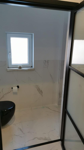 Bathroom 3, De Boulevard 2, Zandvoort