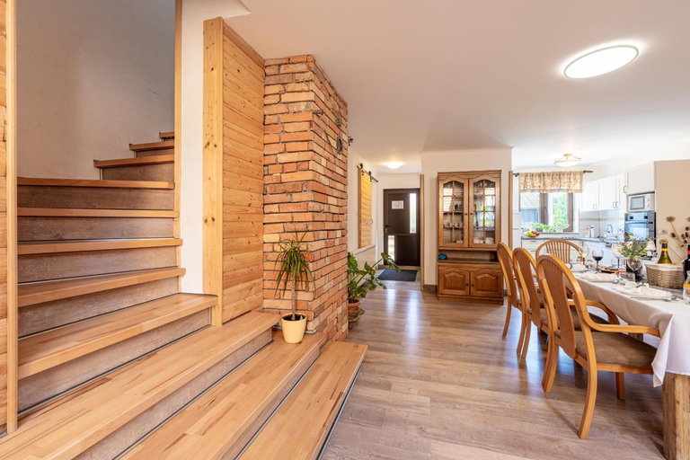 Others 3, Mountain Escape house with indoor pool, Fužine