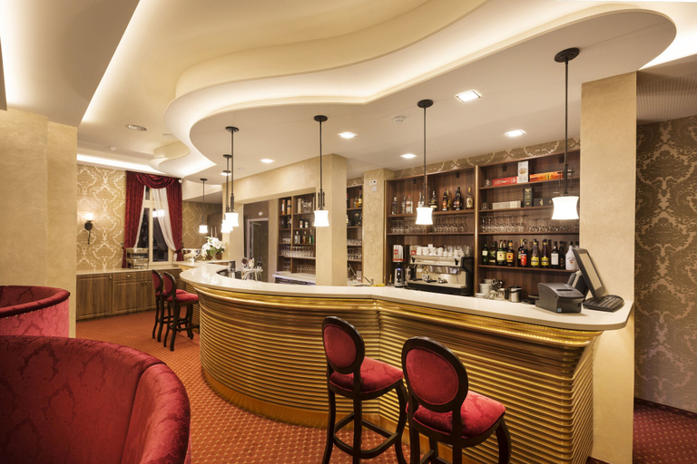 Food & Drinks 5, Hotel Dvorana, Karlovy Vary