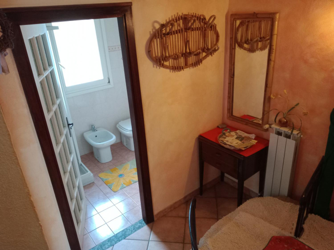 Bathroom 4, Il Rifugio Di Artemide AGRITURISMO, Imperia