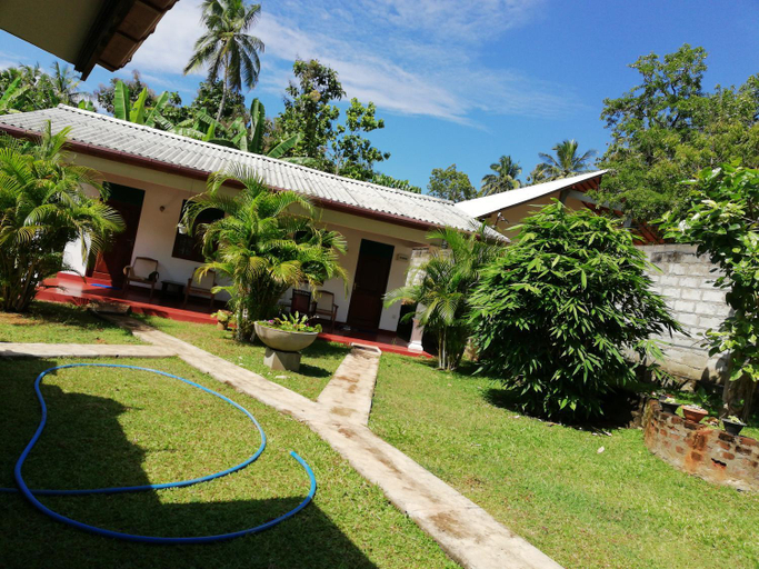Exterior & Views 1, Lal Home Stay, Dambulla