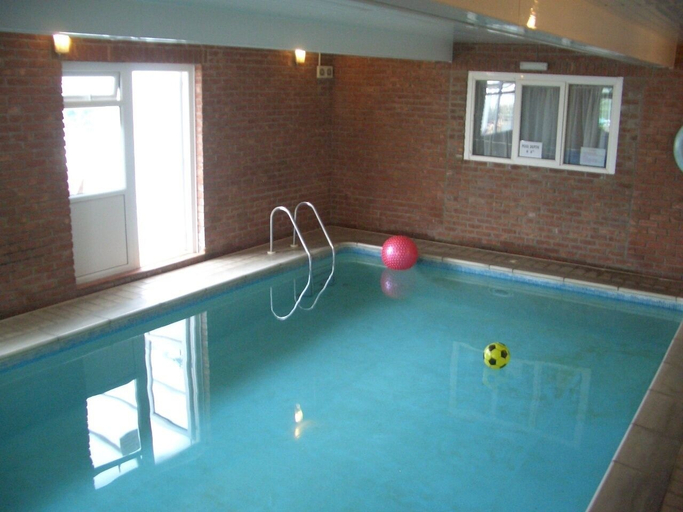 Sport & Beauty, Malin House, Pembrokeshire