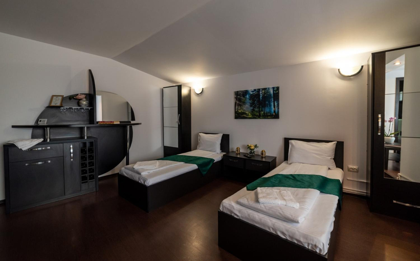 Others 3, Escala Rooms, Ghimbav