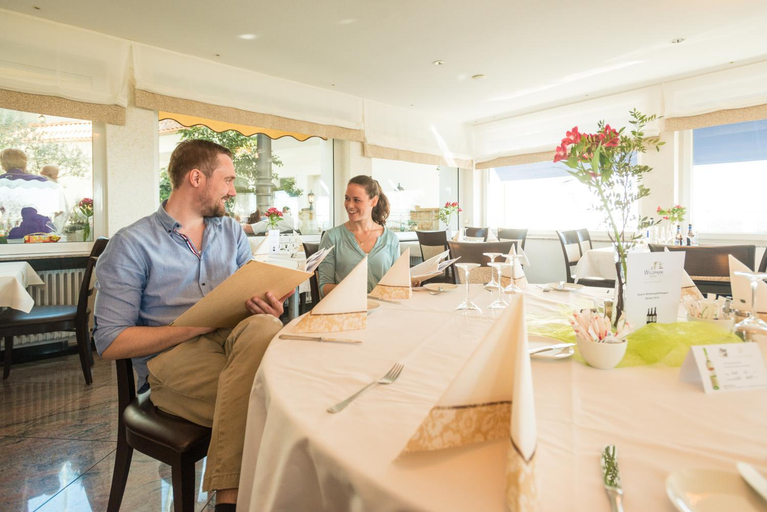 Food & Drinks 5, Wildpark Hotel, Westerwaldkreis